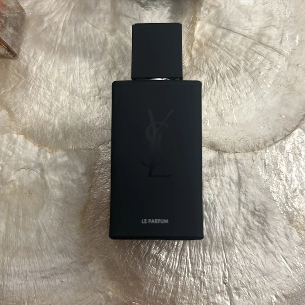 Burberry Goddess, YSL Myself and Armani Oud Royal Minis - Picture 5 of 6